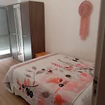 Helder&joana Five Star 게스트하우스 포보아 드 산타 이리아